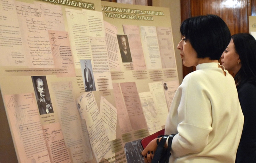 Експозиція відкриває досі не відомі широкому загалу факти, події, постаті. Фото з сайту loda.gov.ua